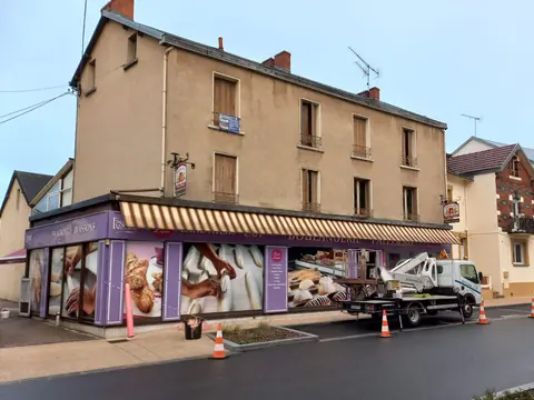 Peinture de façade d'immeuble – avant travaux