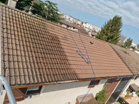 Démoussage de toiture – avant travaux